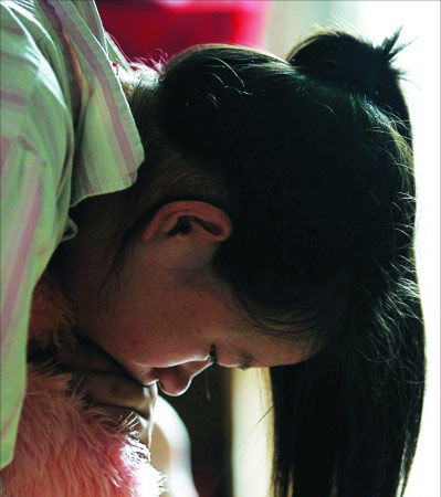 14 year old chinese girl raped gives birth baby da