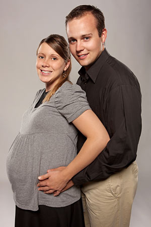josh and anna pregnancy pictures1 A7j8a 18250