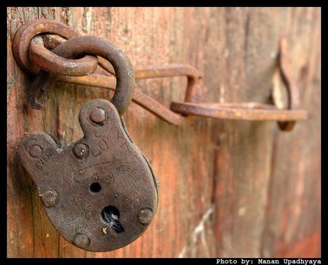 lock open door iron old LqCLX 16960