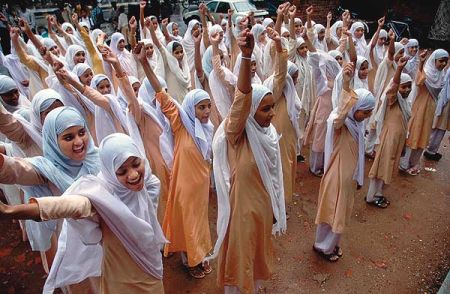 muslim girls no co0ed fatwa 26