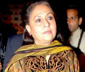 Jaya_Bachchan48