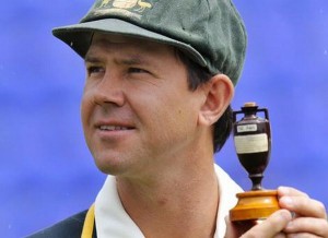 Ricky Ponting holds up the Ashes urn.