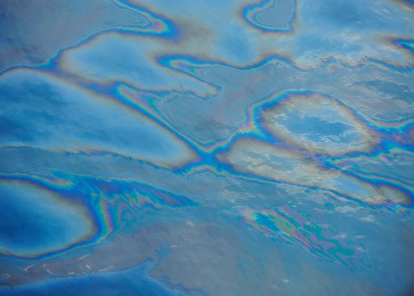 2011.7.6- oil spill