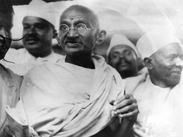 Natural-Wallpaper-OF-Mahatma-Gandhi-Collection