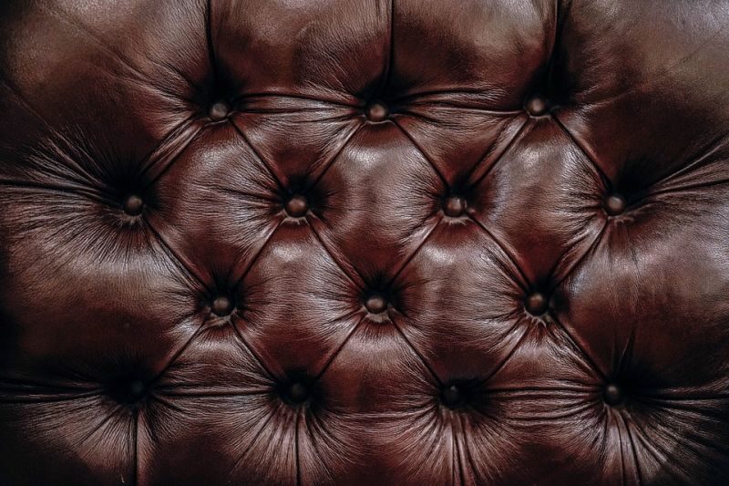 Do you want a leather lounge