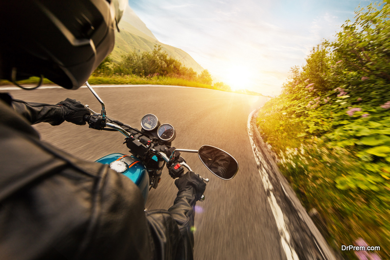 Safety Tips for Driving a Motorcycle