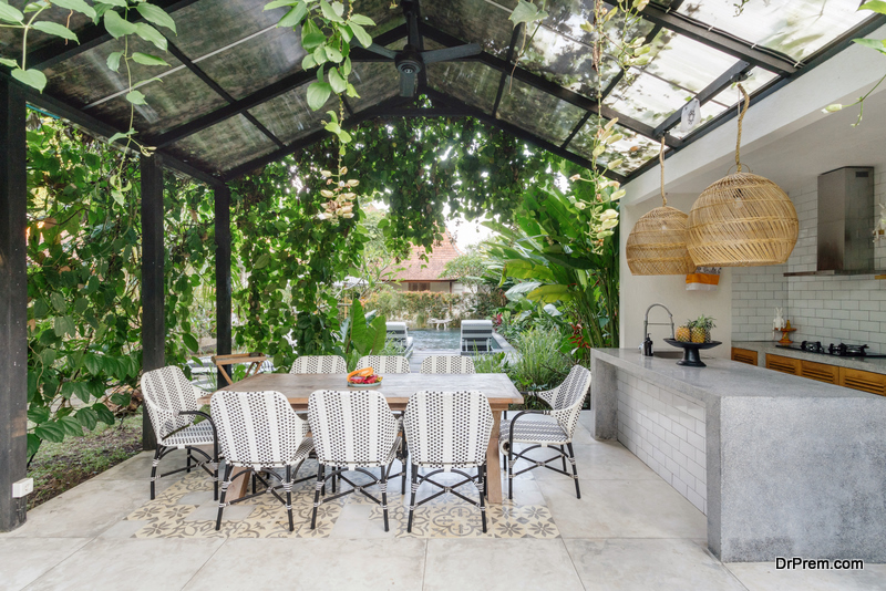 Why Now Is the Perfect Time to Invest in an Outdoor Kitchen